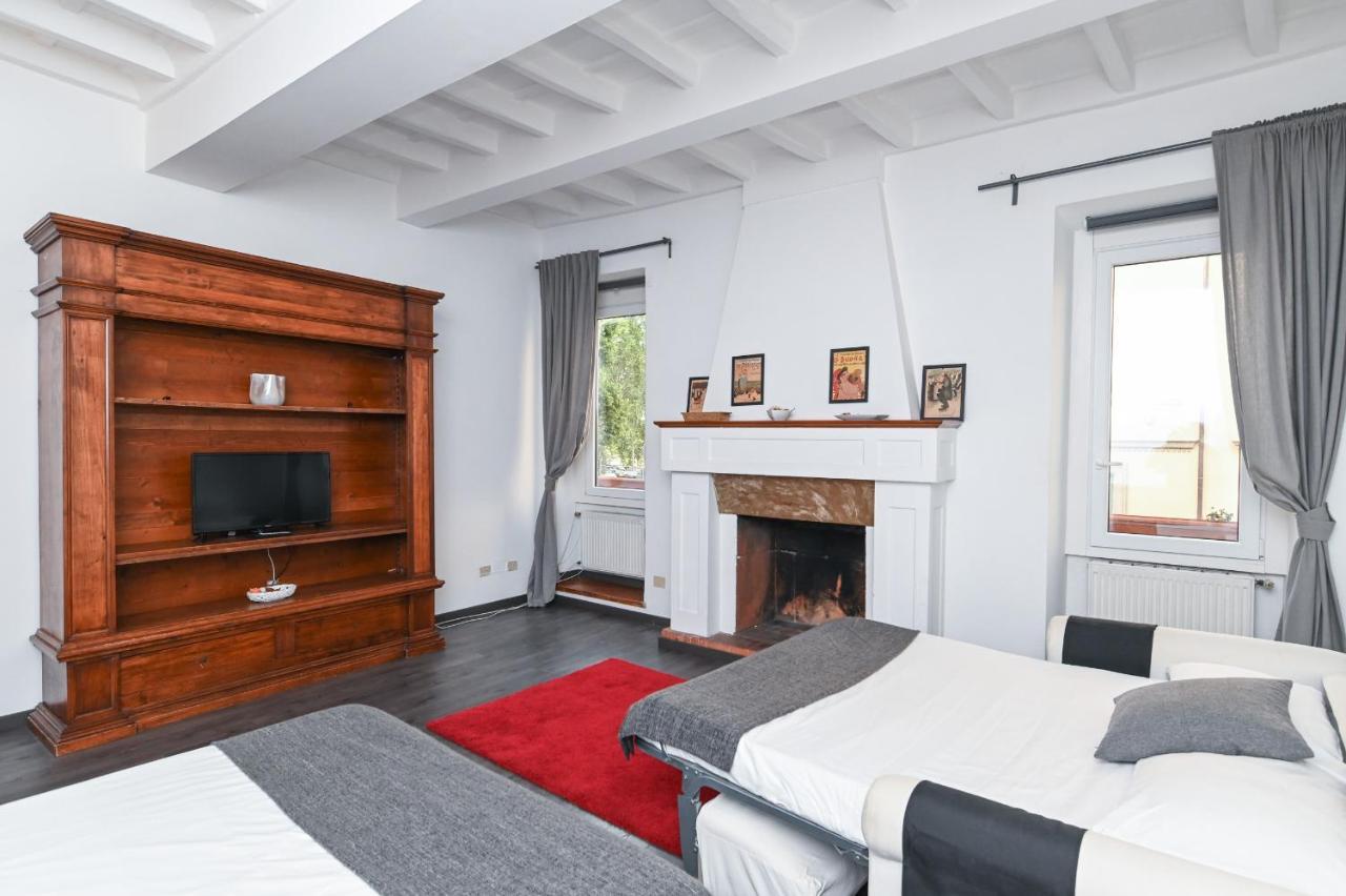 Gorgeous Trastevere Loft On The River 罗马 外观 照片